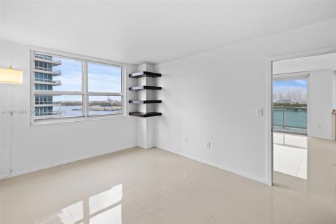 Copropriété à vendre à Miami Beach, Floride: 2 chambres, 106.56 m2 № 2033959 - photo 30
