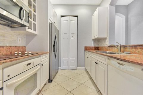 Touwnhouse à vendre à Coconut Creek, Floride: 3 chambres, 168.9 m2 № 2270880 - photo 11
