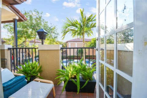 Touwnhouse à vendre à Coconut Creek, Floride: 3 chambres, 168.9 m2 № 2270880 - photo 16