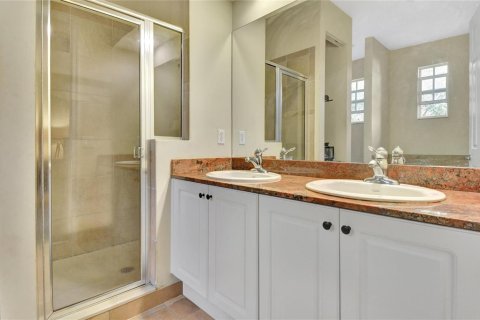 Touwnhouse à vendre à Coconut Creek, Floride: 3 chambres, 168.9 m2 № 2270880 - photo 26