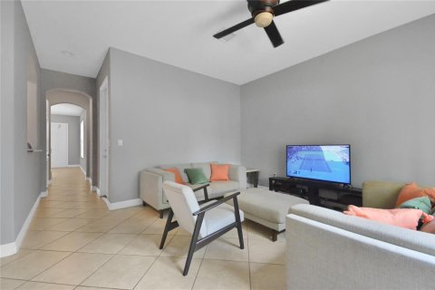 Touwnhouse à vendre à Coconut Creek, Floride: 3 chambres, 168.9 m2 № 2270880 - photo 6