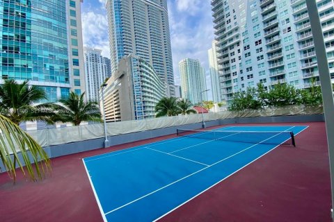 Condo in Miami, Florida, 1 bedroom № 2025865 - photo 17