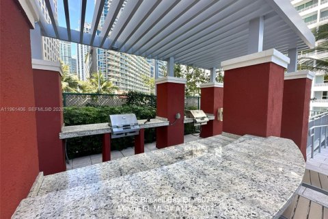 Condo in Miami, Florida, 1 bedroom № 2025865 - photo 22