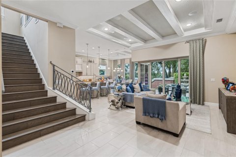 House in Winter Garden, Florida 4 bedrooms, 336.68 sq.m. № 1772834 - photo 2