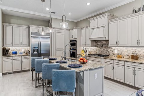 House in Winter Garden, Florida 4 bedrooms, 336.68 sq.m. № 1772834 - photo 7