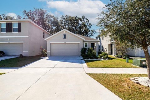 Villa ou maison à louer à Tampa, Floride: 3 chambres, 140.84 m2 № 2395637 - photo 27