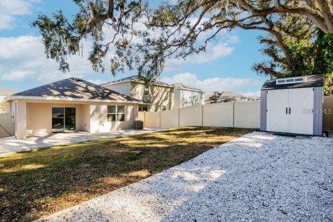Villa ou maison à louer à Tampa, Floride: 3 chambres, 140.84 m2 № 2395637 - photo 24
