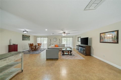 Villa ou maison à vendre à Orlando, Floride: 2 chambres, 144.37 m2 № 1824414 - photo 5