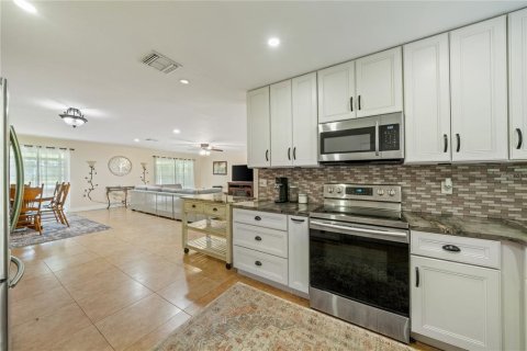 Villa ou maison à vendre à Orlando, Floride: 2 chambres, 144.37 m2 № 1824414 - photo 14