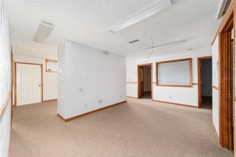 Immobilier commercial à vendre à Ocala, Floride: 111.48 m2 № 2098788 - photo 4