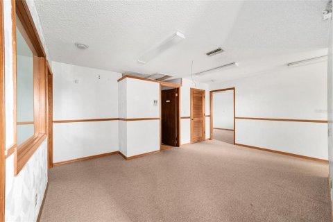 Immobilier commercial à vendre à Ocala, Floride: 111.48 m2 № 2098788 - photo 5