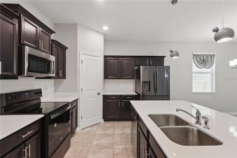 House in Winter Garden, Florida 4 bedrooms, 189.71 sq.m. № 1749713 - photo 7