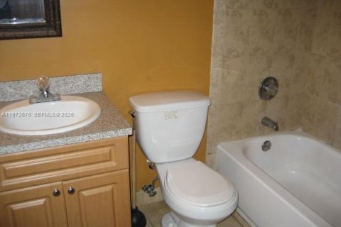 Copropriété à louer à Miami, Floride: 1 chambre, 51.56 m2 № 2268746 - photo 6