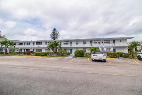 Condominio en venta en West Palm Beach, Florida, 1 dormitorio, 68.56 m2 № 2190683 - foto 3