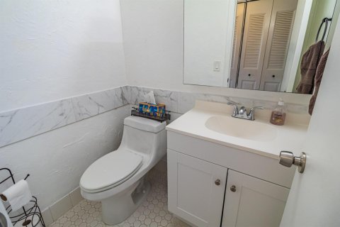 Condominio en venta en West Palm Beach, Florida, 1 dormitorio, 68.56 m2 № 2190683 - foto 20