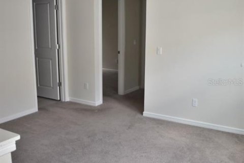 Casa en alquiler en Kissimmee, Florida, 4 dormitorios, 174.28 m2 № 2096394 - foto 28