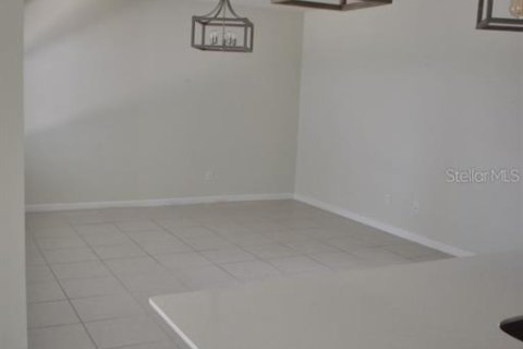 Casa en alquiler en Kissimmee, Florida, 4 dormitorios, 174.28 m2 № 2096394 - foto 16