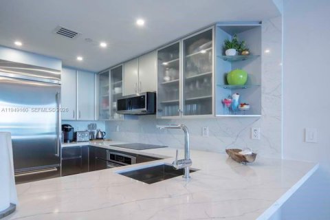 Copropriété à louer à Miami Beach, Floride: 2 chambres, 116.31 m2 № 2153016 - photo 10