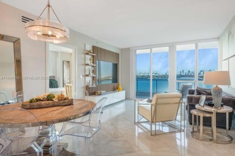 Copropriété à louer à Miami Beach, Floride: 2 chambres, 116.31 m2 № 2153016 - photo 2