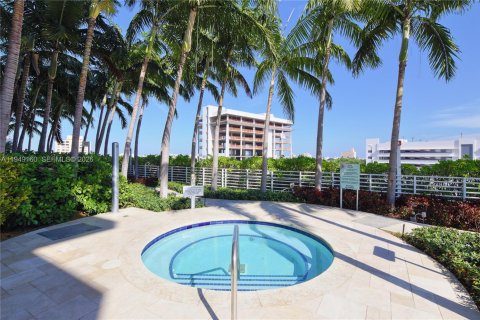 Copropriété à louer à Miami Beach, Floride: 2 chambres, 116.31 m2 № 2153016 - photo 28