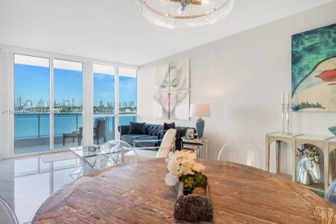 Copropriété à louer à Miami Beach, Floride: 2 chambres, 116.31 m2 № 2153016 - photo 3