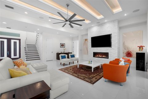 Купить виллу или дом в Тампа, Флорида 11 комнат, 437.48м2, № 1866467 - фото 3