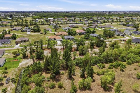 Купить земельный участок в Кейп-Корал, Флорида № 2060877 - фото 8