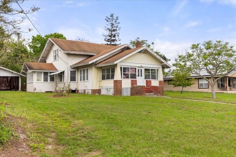 Villa ou maison à vendre à Haines City, Floride: 4 chambres, 198.44 m2 № 2096606 - photo 3