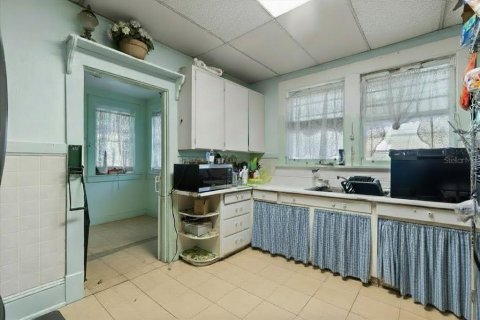 Villa ou maison à vendre à Haines City, Floride: 4 chambres, 198.44 m2 № 2096606 - photo 8
