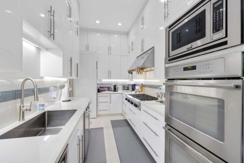 Casa en venta en Fort Lauderdale, Florida, 5 dormitorios, 638.98 m2 № 2191863 - foto 29