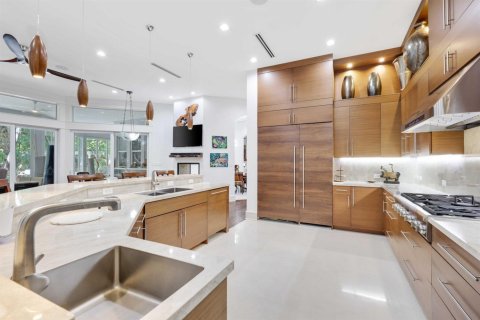 Casa en venta en Fort Lauderdale, Florida, 5 dormitorios, 638.98 m2 № 2191863 - foto 26