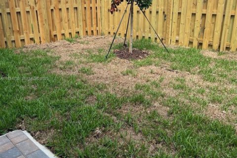 Townhouse in Homestead, Florida 3 bedrooms, 123.65 sq.m. № 1994548 - photo 8