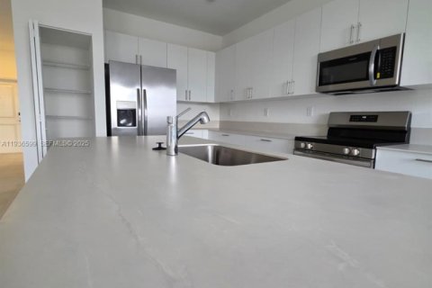 House in Homestead, Florida 5 bedrooms № 1994598 - photo 9