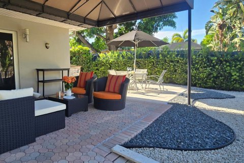Villa ou maison à vendre à Oakland Park, Floride: 3 chambres, 230.86 m2 № 2244487 - photo 9