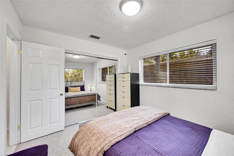 Villa ou maison à vendre à Oakland Park, Floride: 3 chambres, 230.86 m2 № 2244487 - photo 19