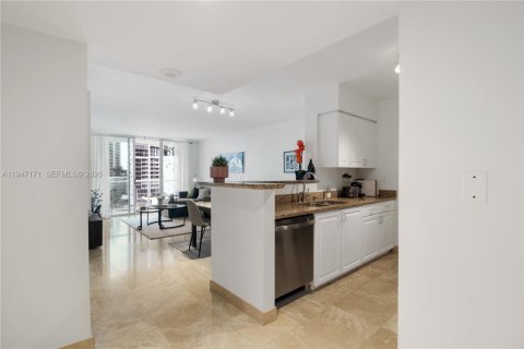 Condominio en venta en Miami, Florida, 1 dormitorio, 70.61 m2 № 2003657 - foto 6