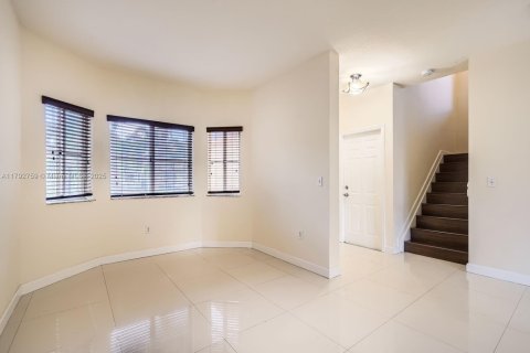 Casa en venta en Homestead, Florida, 3 dormitorios, 159.98 m2 № 1665074 - foto 9