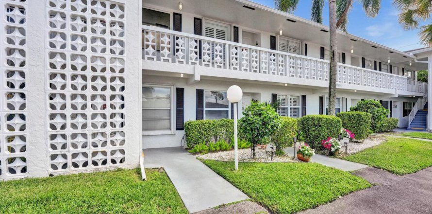 Condo in Delray Beach, Florida, 2 bedrooms  № 1002606