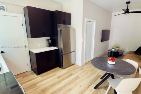 Снять в аренду виллу или дом в Норт-Майами, Флорида 1 спальня, 65.03м2, № 1958411 - фото 5