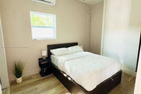 Снять в аренду виллу или дом в Норт-Майами, Флорида 1 спальня, 65.03м2, № 1958411 - фото 10