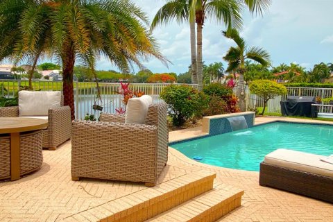Casa en venta en Lake Worth, Florida, 4 dormitorios, 363.06 m2 № 2178397 - foto 17