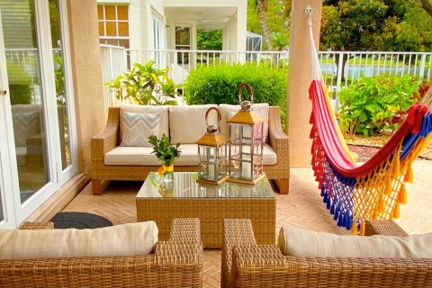 Casa en venta en Lake Worth, Florida, 4 dormitorios, 363.06 m2 № 2178397 - foto 19