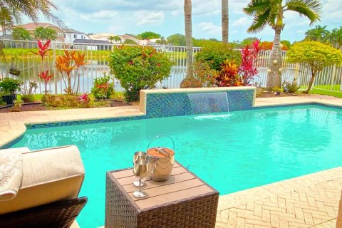 Casa en venta en Lake Worth, Florida, 4 dormitorios, 363.06 m2 № 2178397 - foto 21