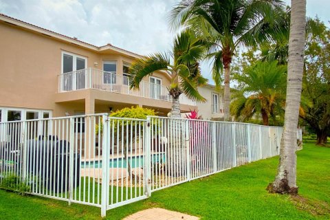 Casa en venta en Lake Worth, Florida, 4 dormitorios, 363.06 m2 № 2178397 - foto 9