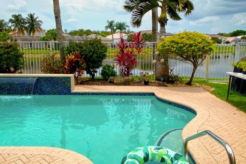 Casa en venta en Lake Worth, Florida, 4 dormitorios, 363.06 m2 № 2178397 - foto 22