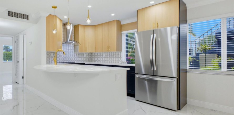 Condo à Delray Beach, Floride, 2 chambres  № 2147113