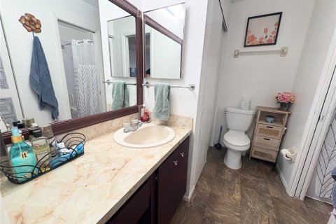 Condominio en venta en North Fort Myers, Florida, 2 dormitorios, 82.87 m2 № 1918686 - foto 13