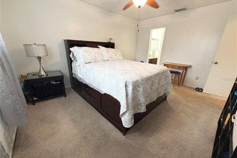 Condominio en venta en North Fort Myers, Florida, 2 dormitorios, 82.87 m2 № 1918686 - foto 11