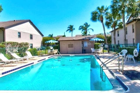 Condominio en venta en North Fort Myers, Florida, 2 dormitorios, 82.87 m2 № 1918686 - foto 25