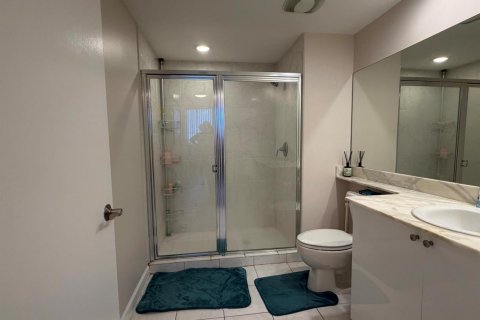 Apartamento en alquiler en Aventura, Florida, 2 dormitorios, 99.87 m2 № 2274410 - foto 12